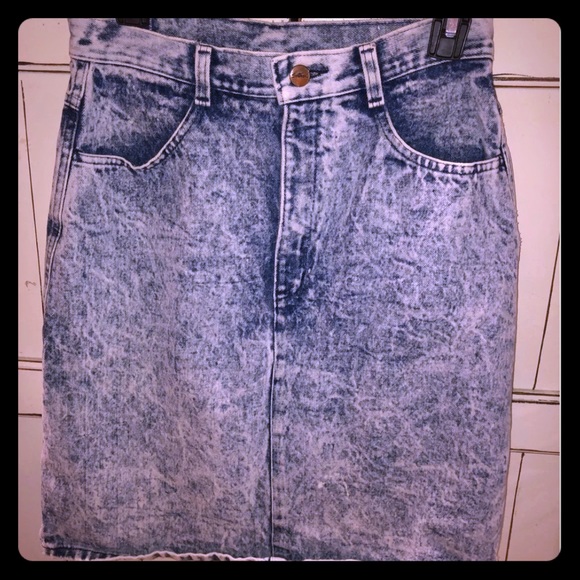 Vintage 80s Acid Wash, High-Waisted Denim skirt - Picture 1 of 2
